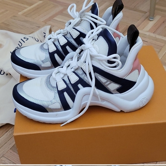 Louis Vuitton LV archlight sneakers - Picture 8 of 10